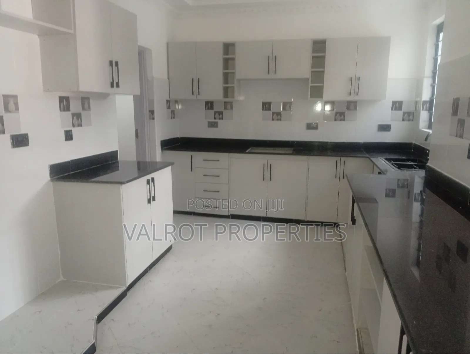 3bdrm Bungalow in Rimpa for sale