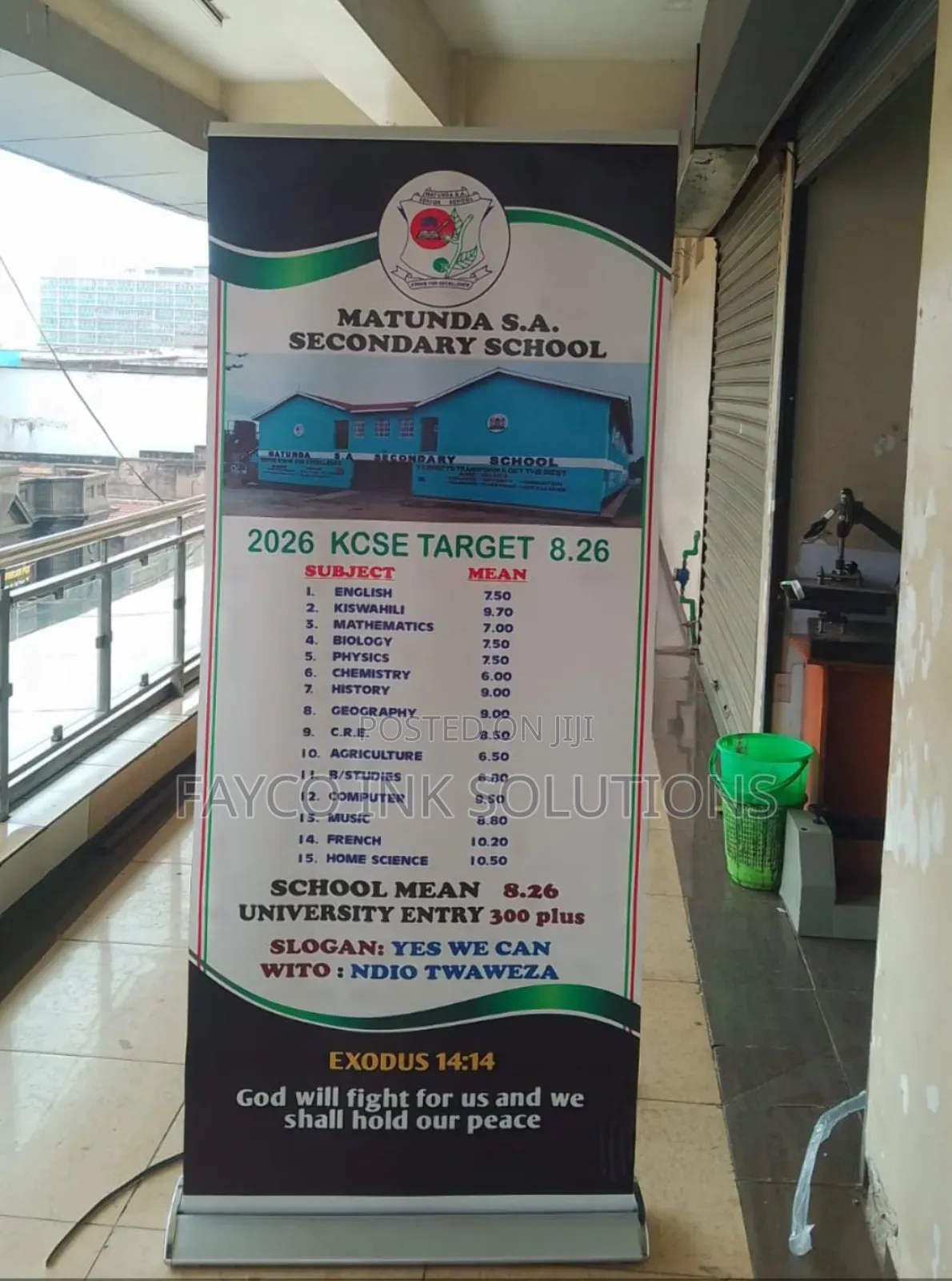Stable and Stunning Broad Base Roll Up Banner