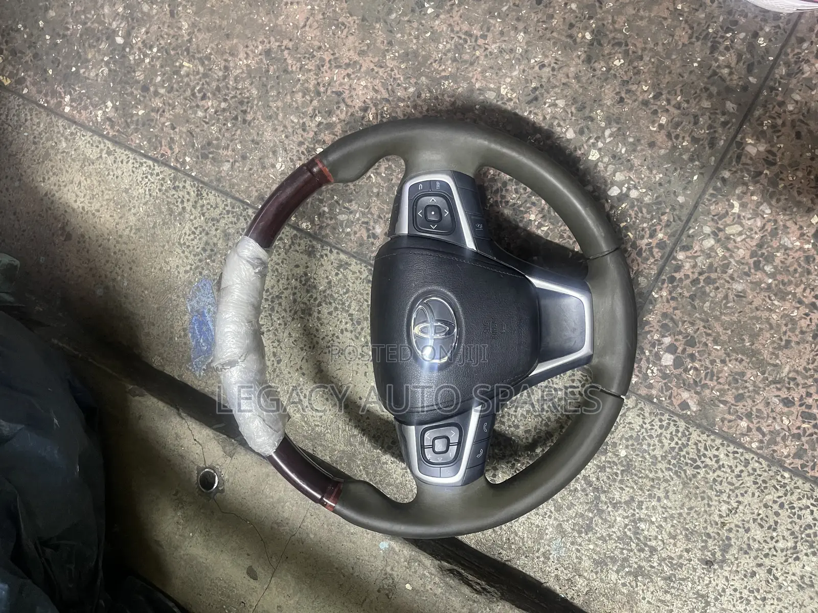 Toyota Harrier Sterling Wheel Complete (2015)