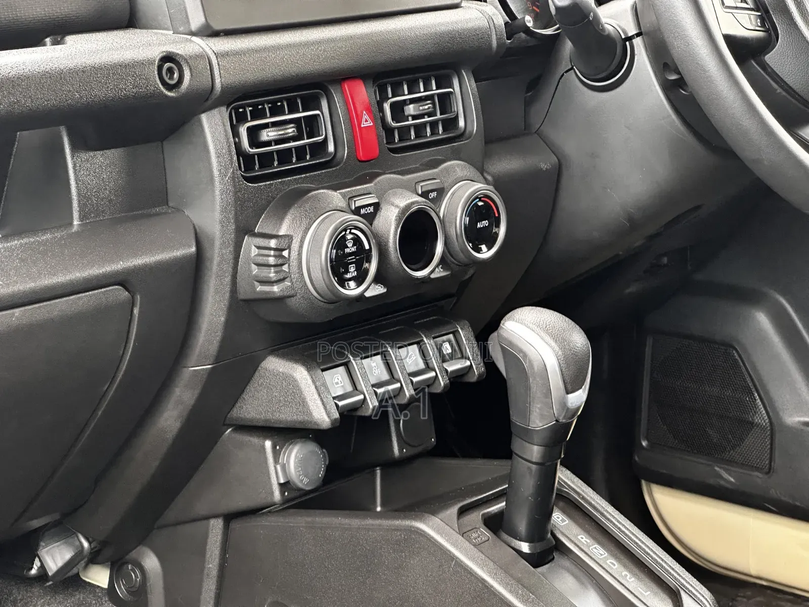 Suzuki Jimny 2019 Beige