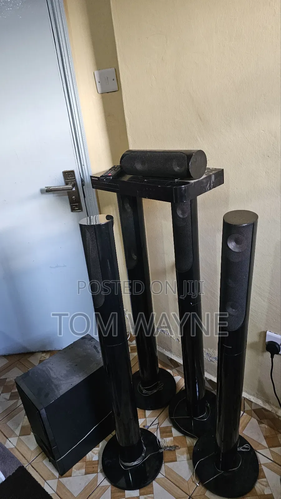 Clean Samsung Home Theatre J5500k, 1000watts