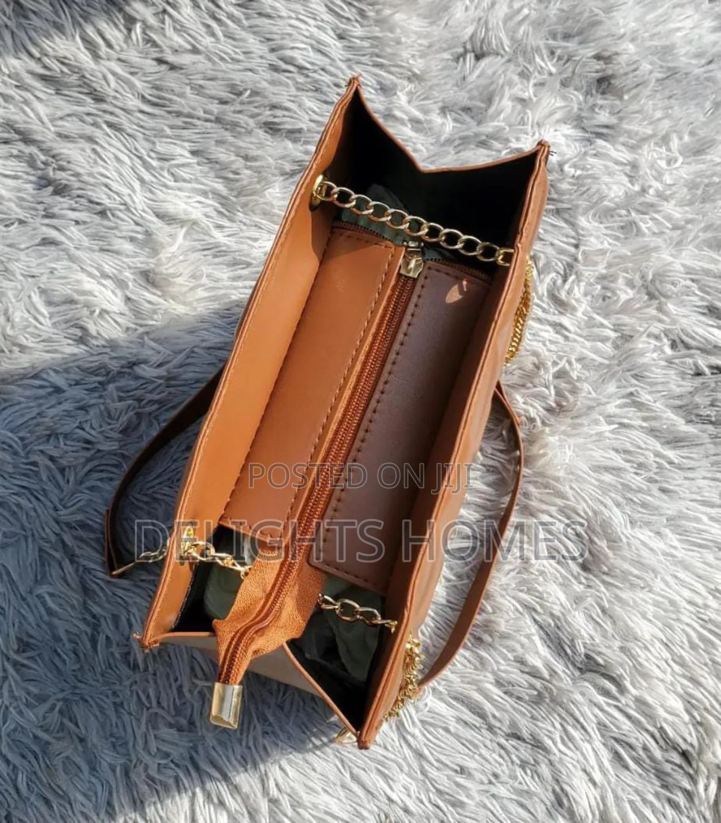 Versatile Stylish Ladies Sling Bag_re