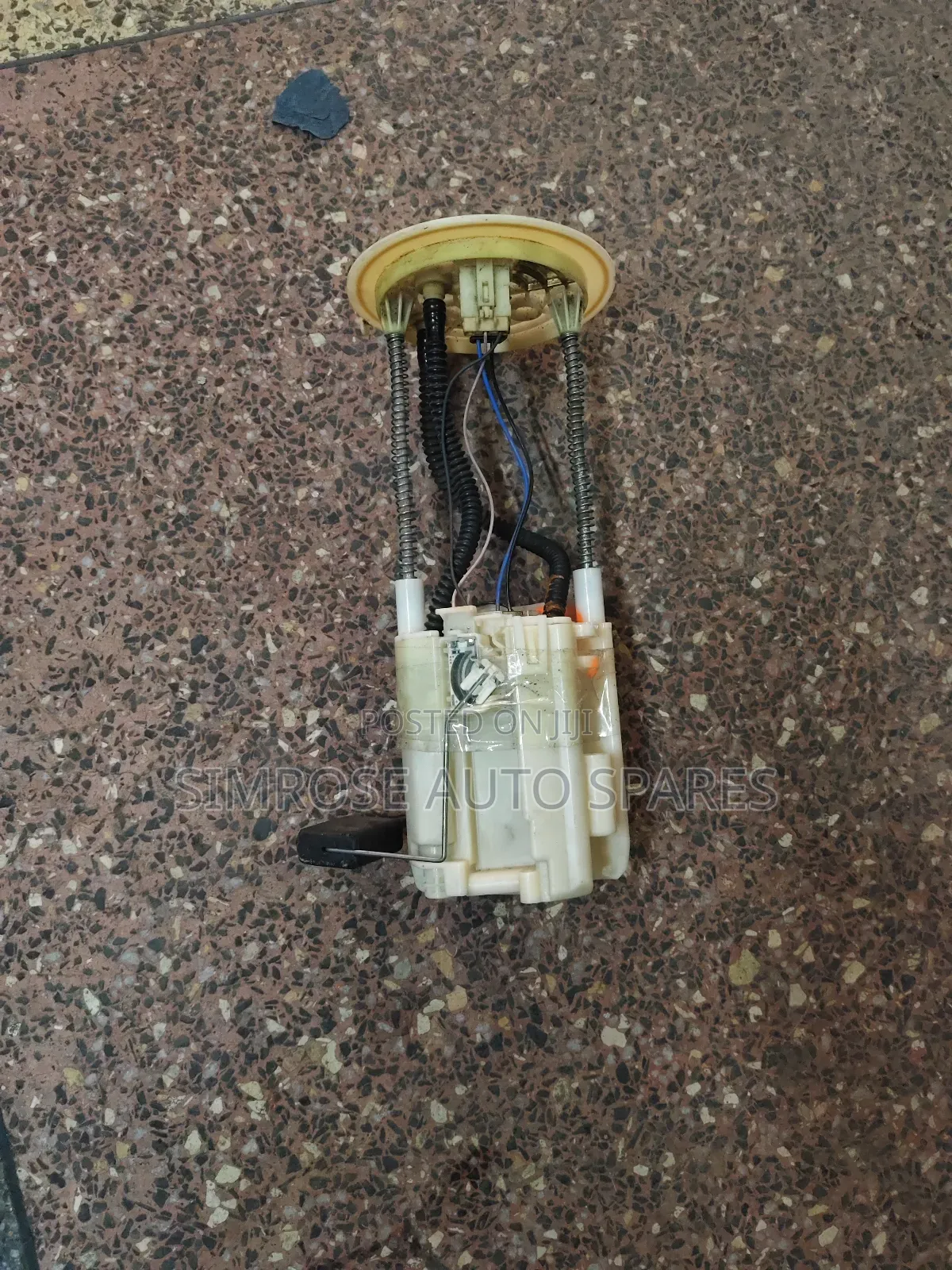 Prado 120 Petrol Fuel Pump.