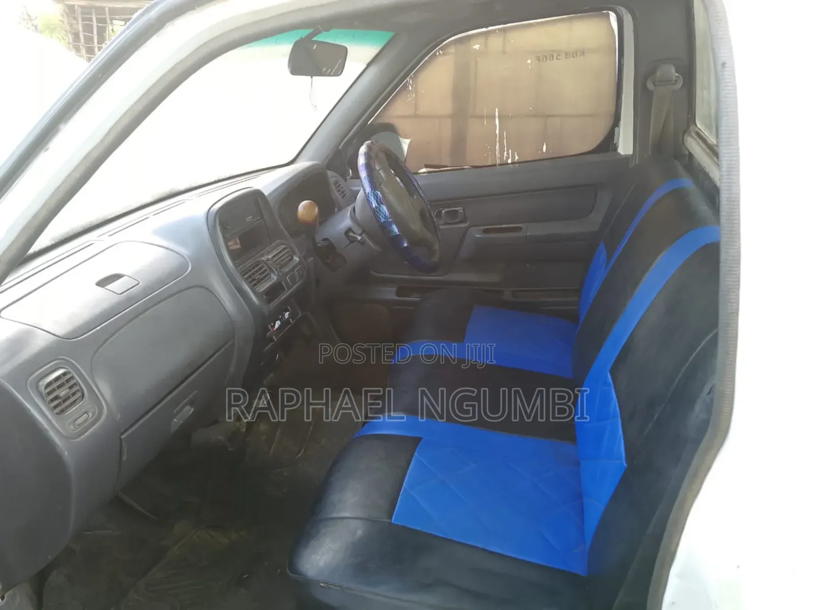 Nissan Hardbody 2001 White