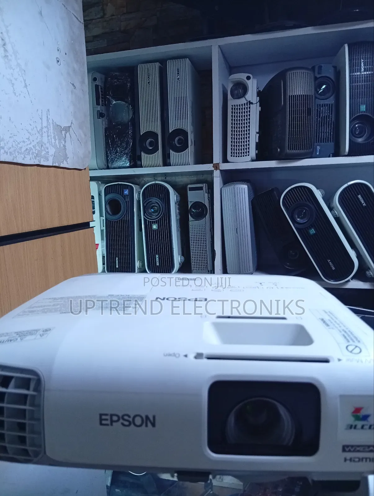 Epson Eb-955wh – Reliable 3lcd Projector for Large Rooms