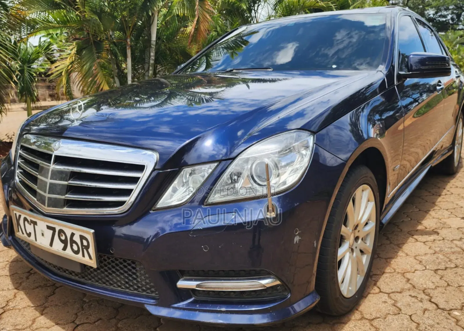 Mercedes-Benz E250 2012 Blue