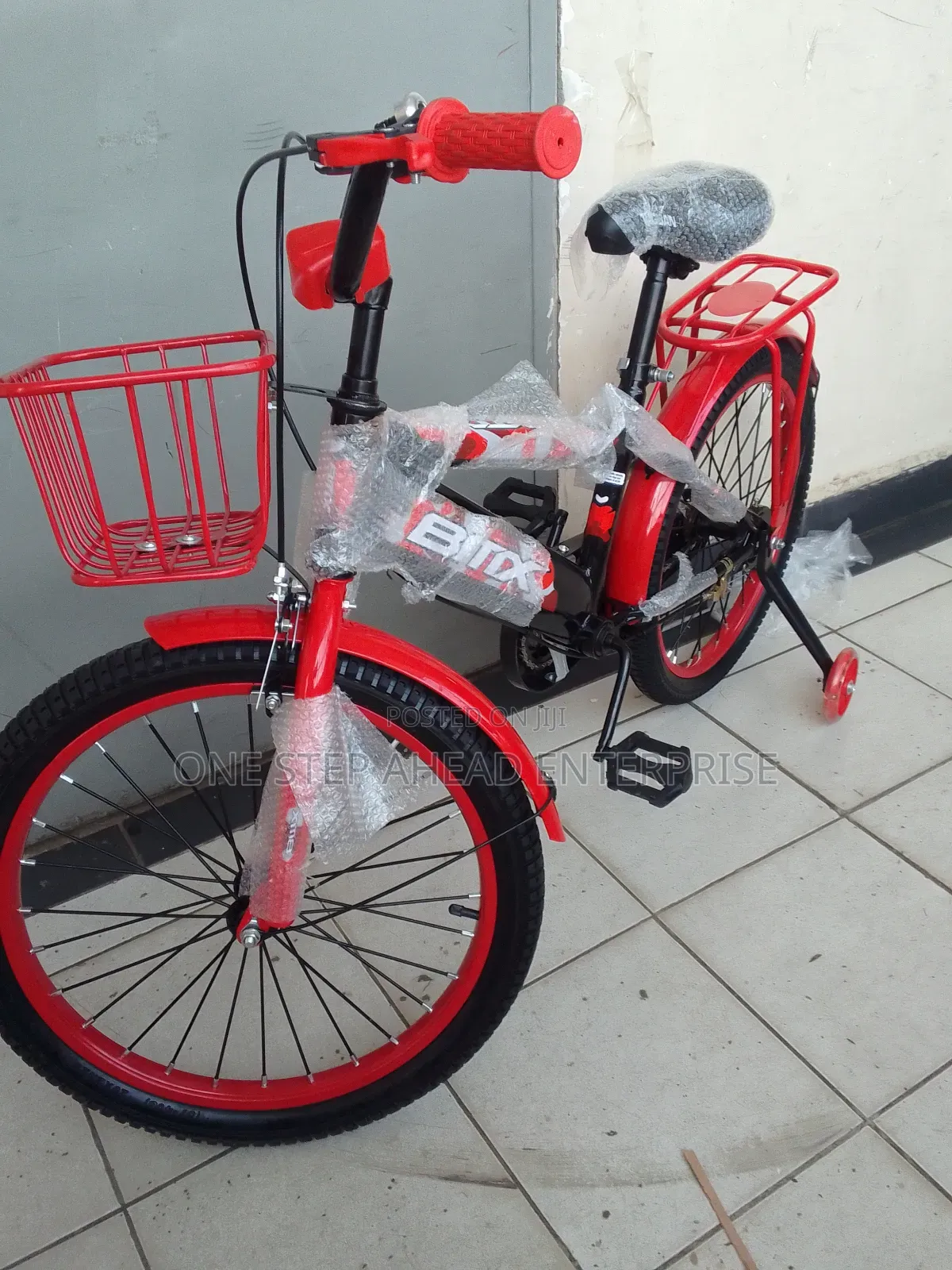 Red Size 20 Bike for Kids Upto 12 Years Brandnew