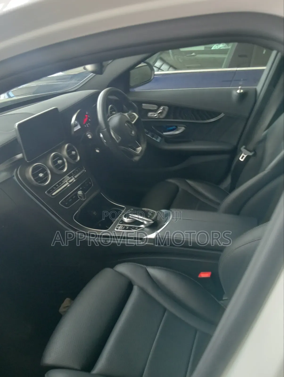 Mercedes-Benz C200 2018 White