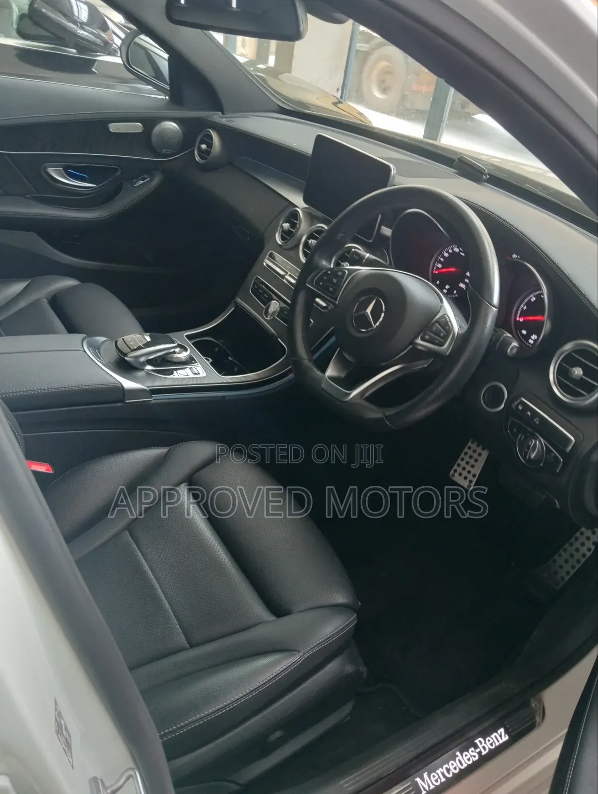 Mercedes-Benz C200 2018 White