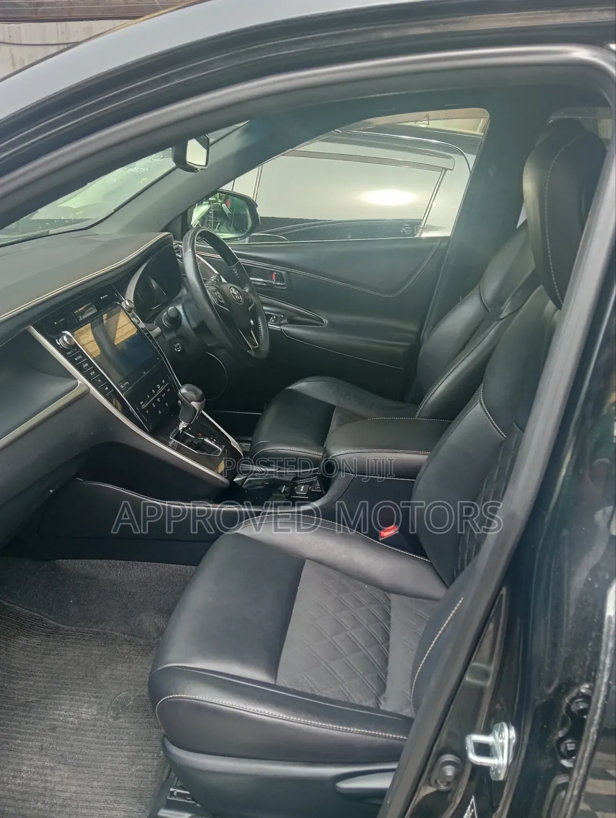 Toyota Harrier 2019 Black