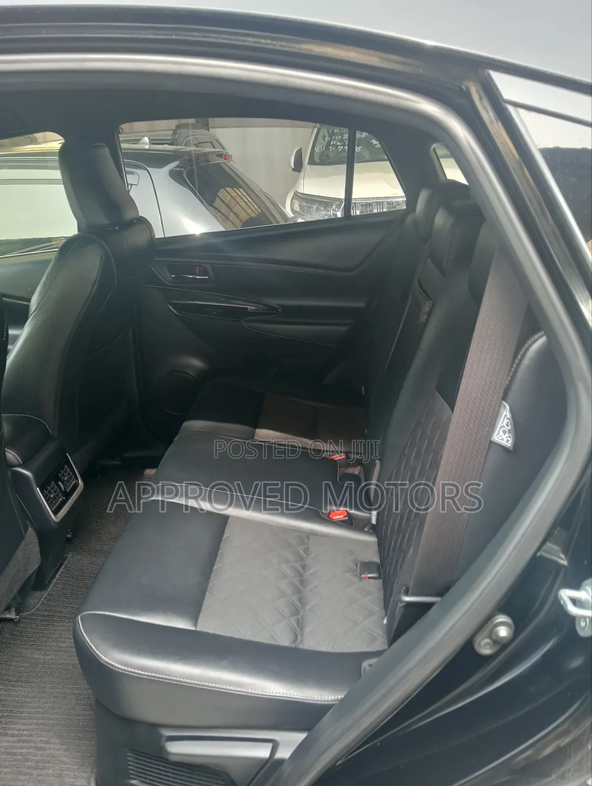 Toyota Harrier 2019 Black