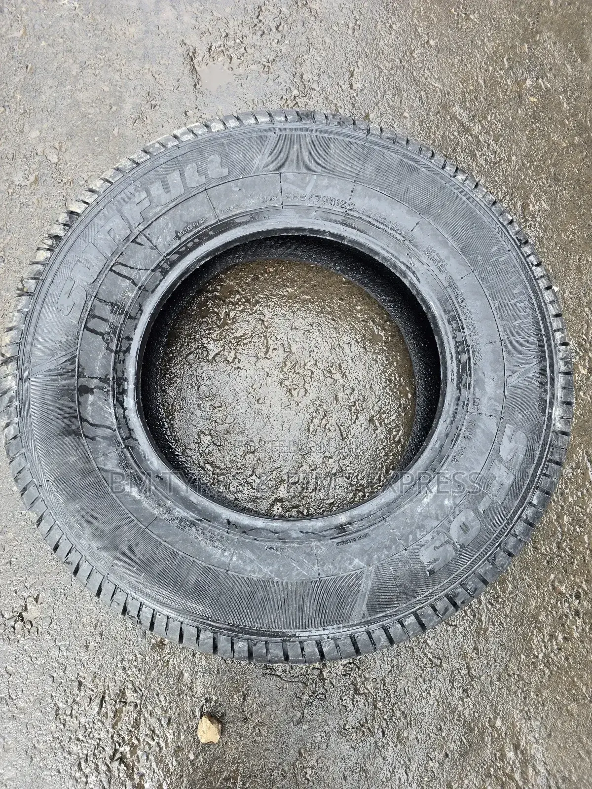 225 /70 R15 Sunfull Tyres (Commercial)