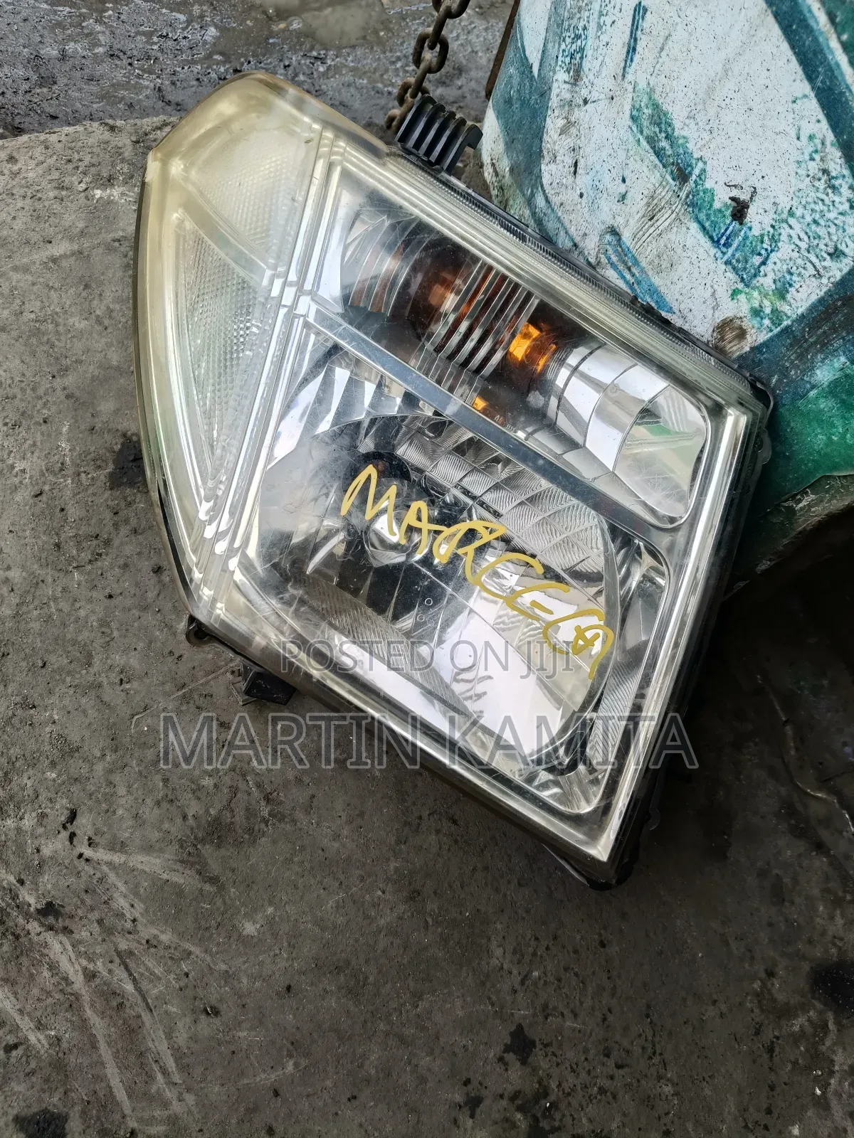 Headlight Nissan Navara