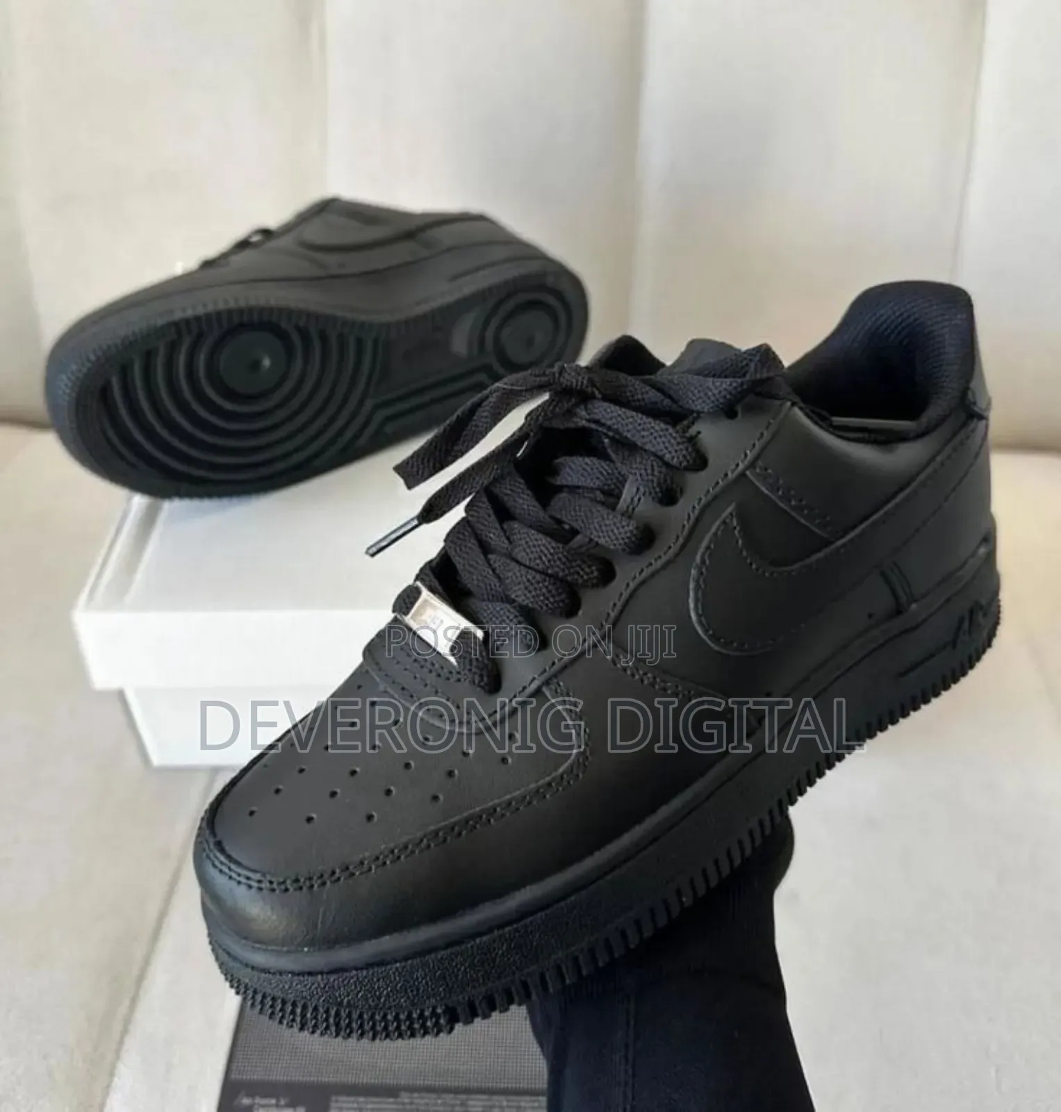 Airfoce Maziwa 
Sizes White 36-44
Black -36-44