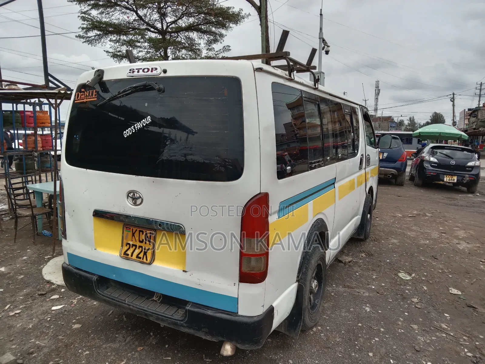 Toyota HiAce 2014 White