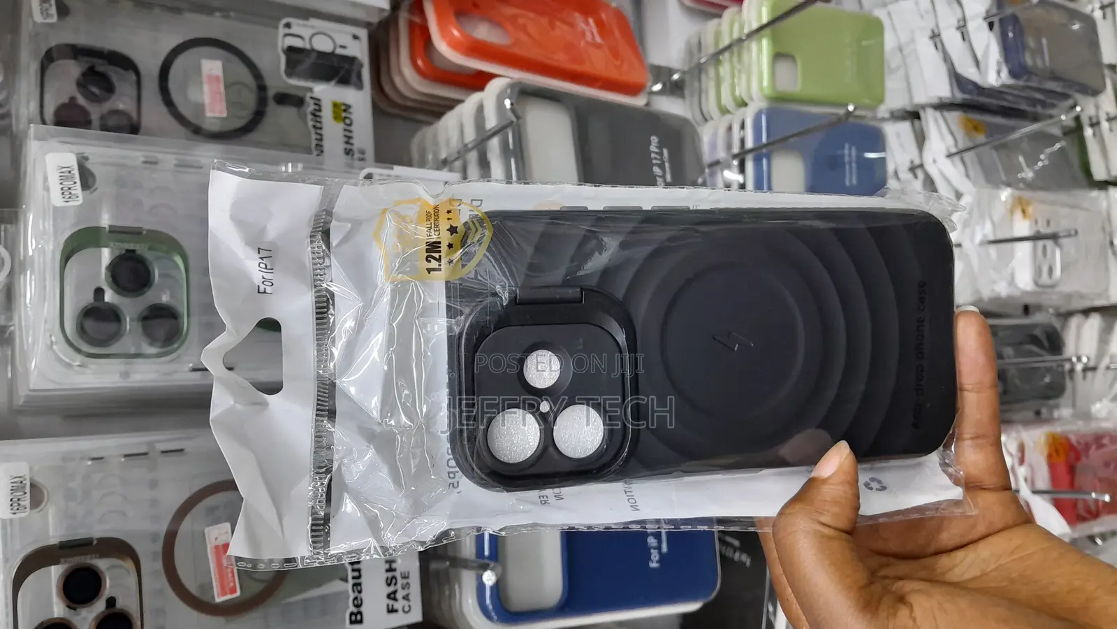 Meisi Silicone Case Magsafe iPhone 17, Built-in Camera Stash Stand