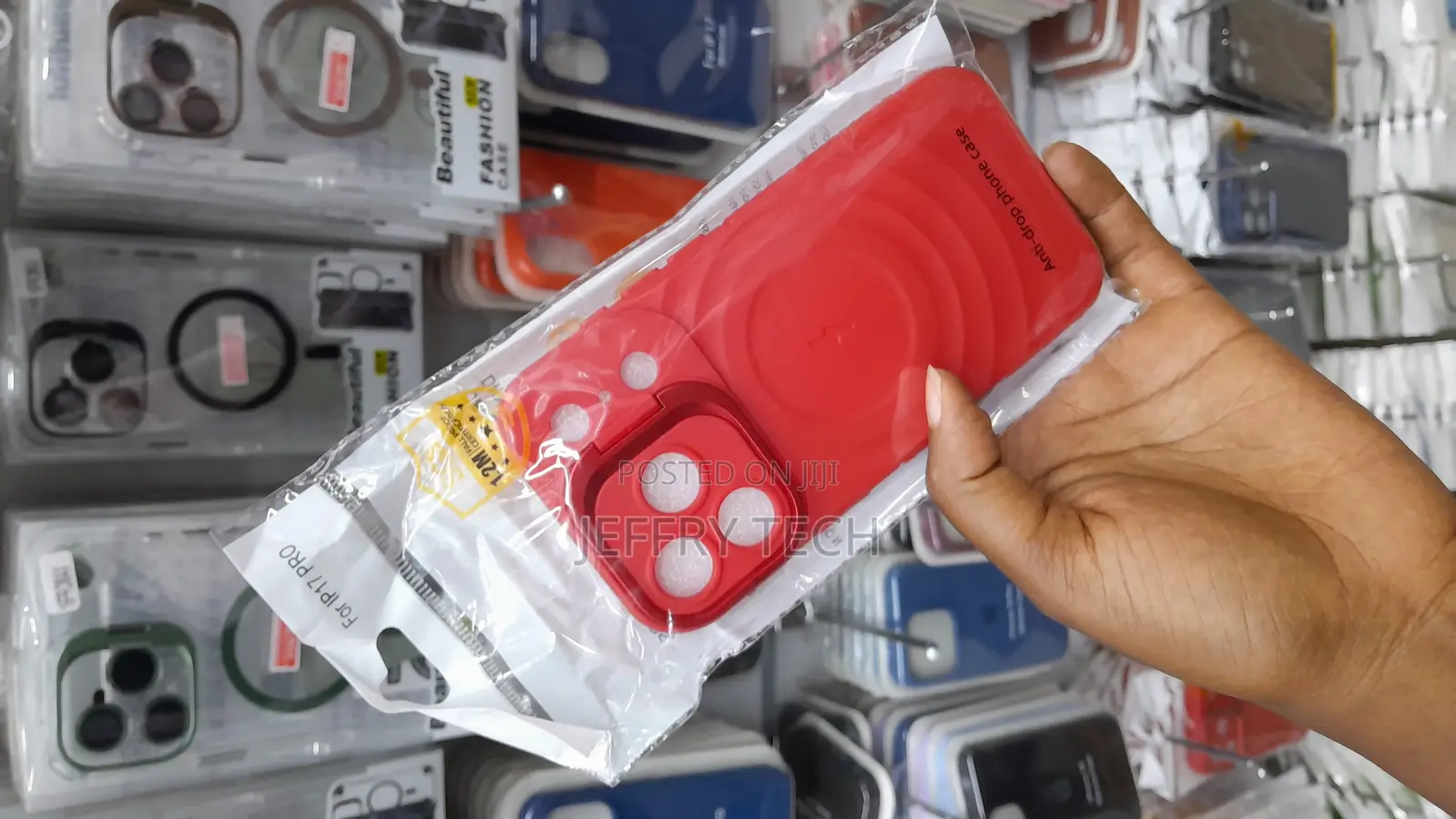 Esar Silicone Magsafe Case for iPhone 17pro Built-in Camera Stand