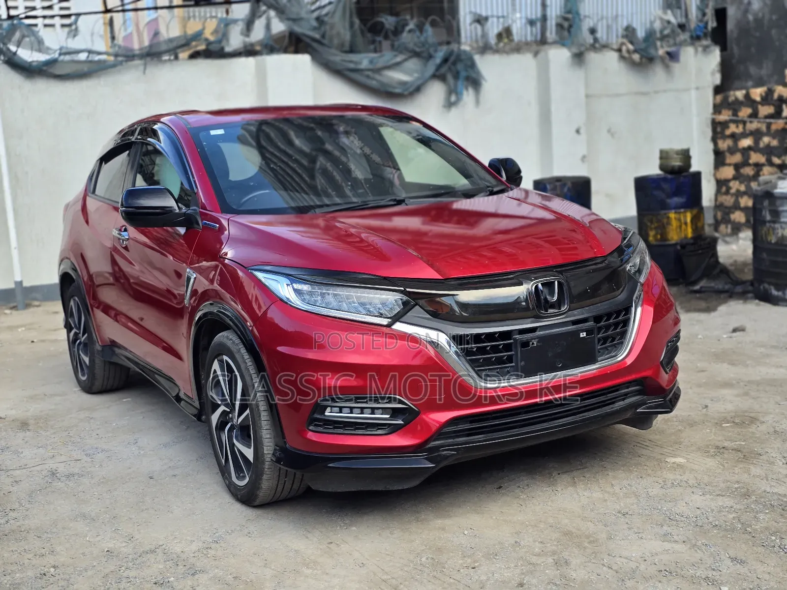 Honda Vezel 1.5 Hybrid 2WD 2020 Red