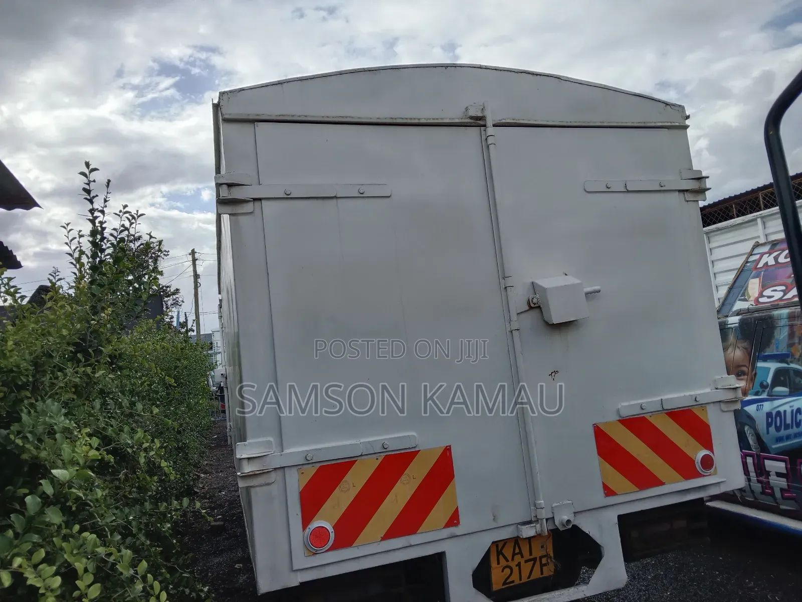 Isuzu NPR Canter