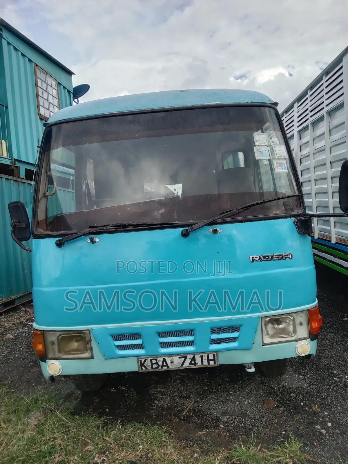Mitsubishi Fuso Rosa 2004 Blue