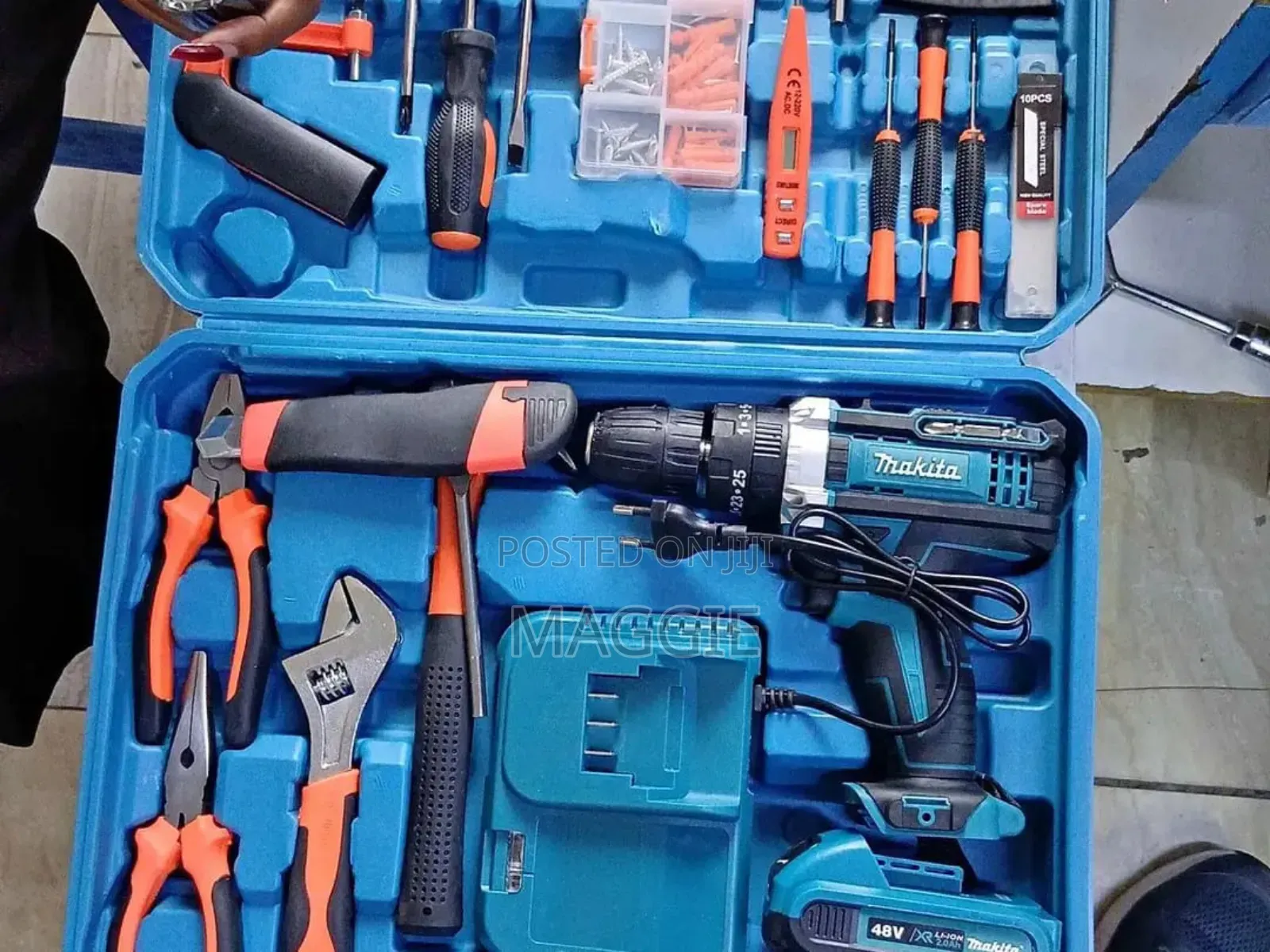 Makita Cordless Drill Set With Tools