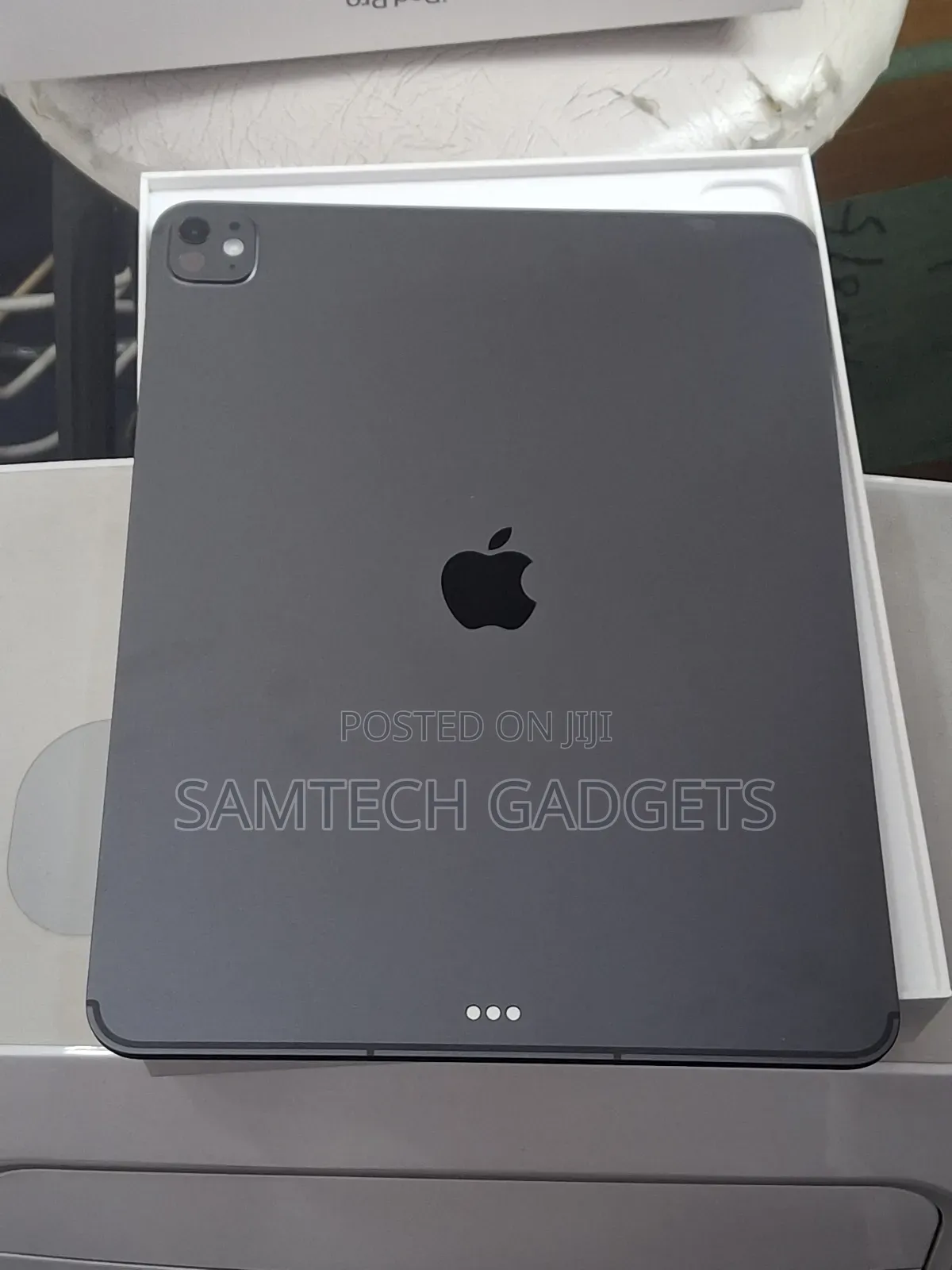 New Apple iPad Pro 13 (2025) 256 GB Gray