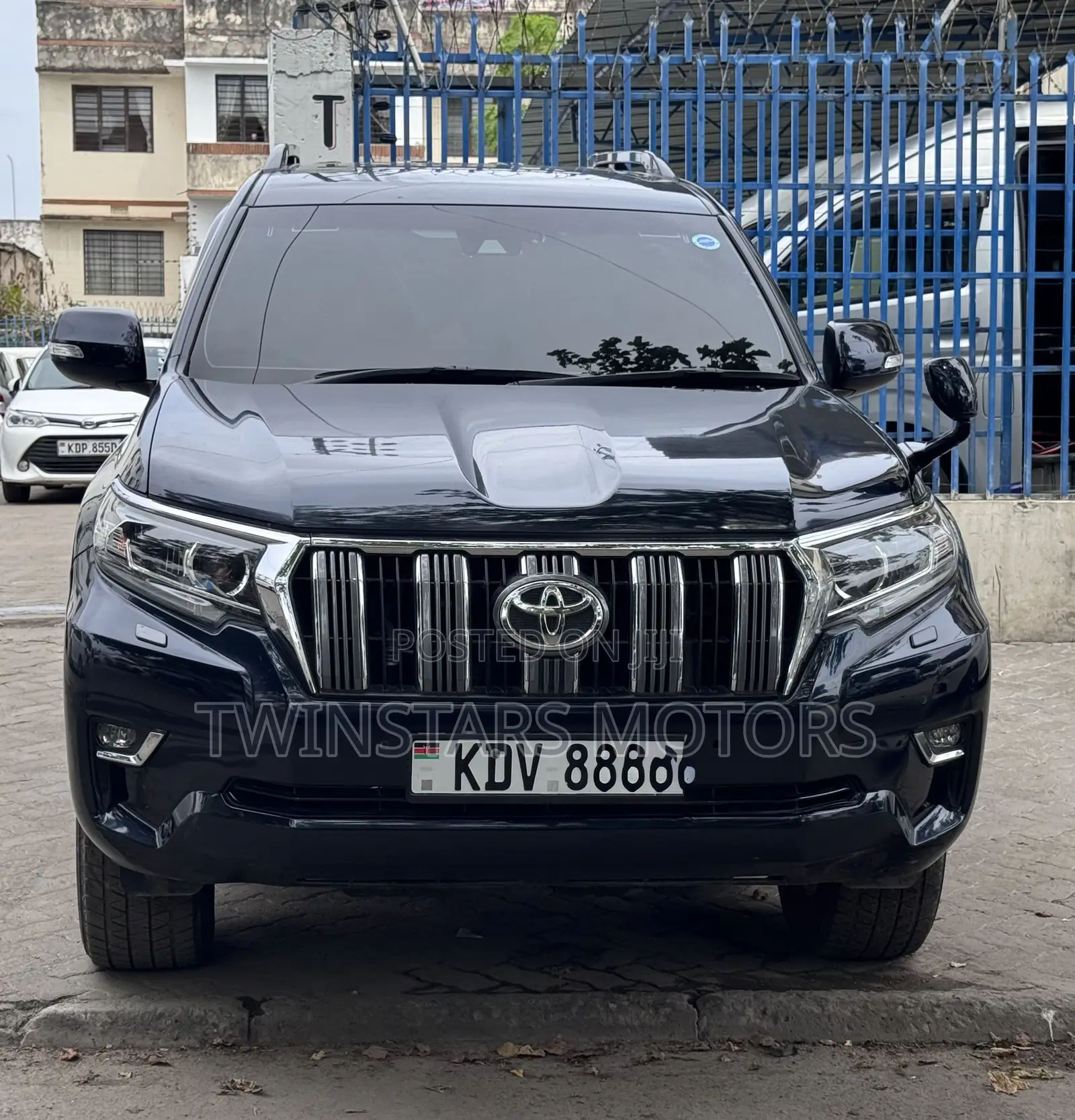 Toyota Land Cruiser Prado 2.8 2019 Black