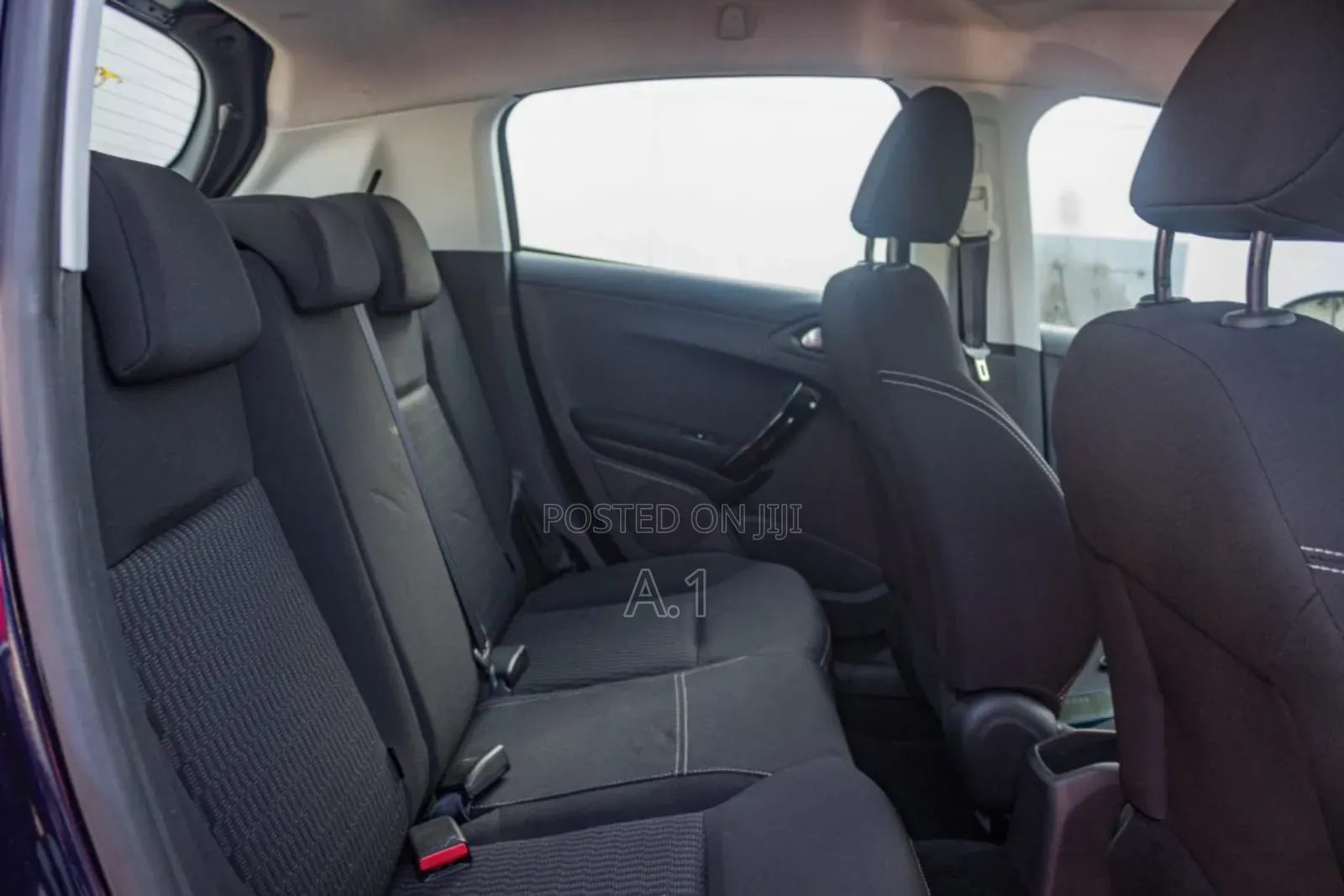 Peugeot 208 2018 Blue