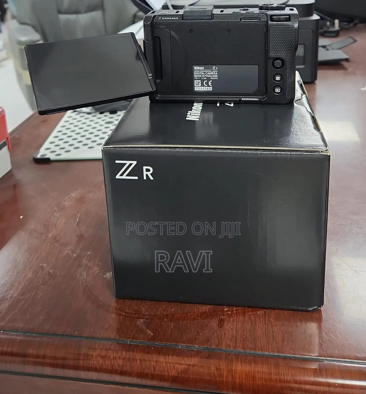 Nikon Zr Camera