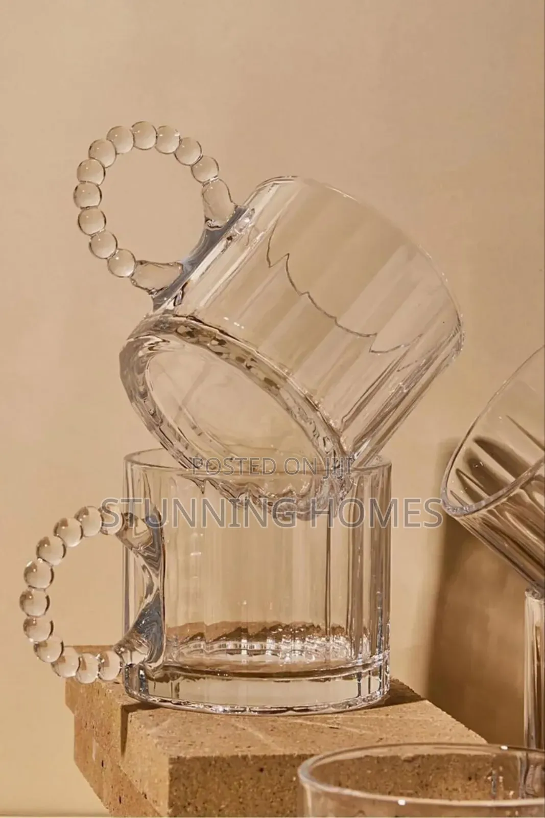 6 Elegant Tea Cups With a Pearl Like Handle