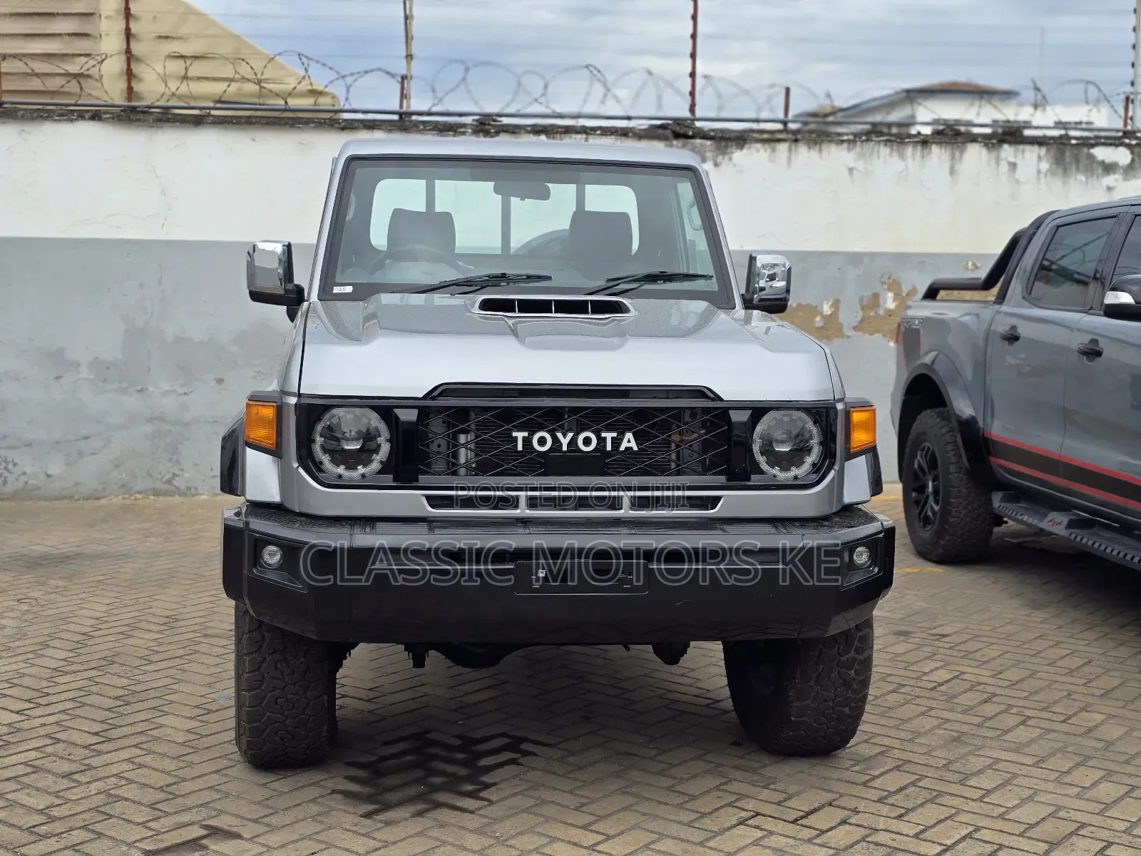 Toyota Land Cruiser 4.5 V8 TD 2019 Silver