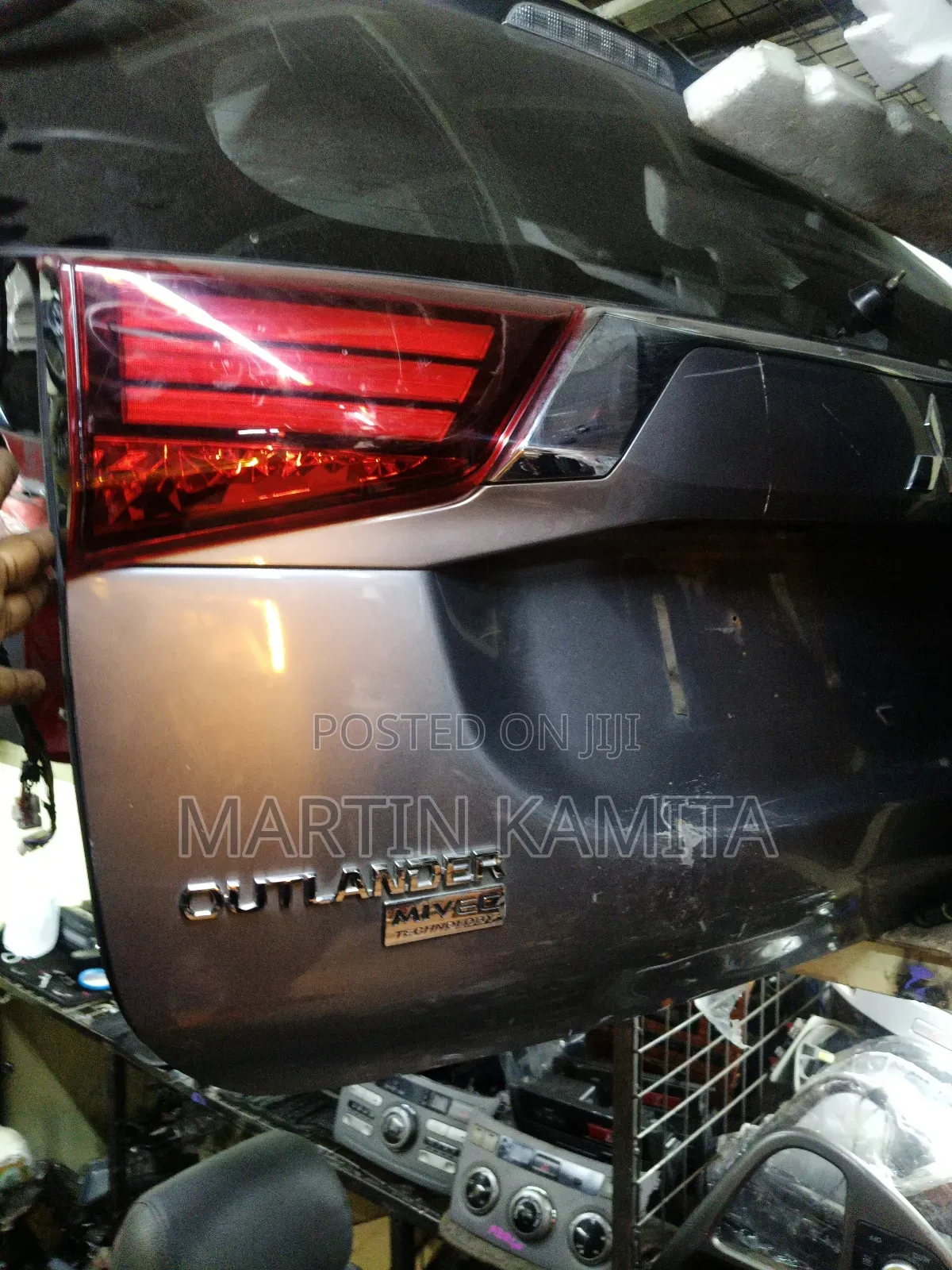 Boot/Tailgate Mistrubishi Outlander 2018