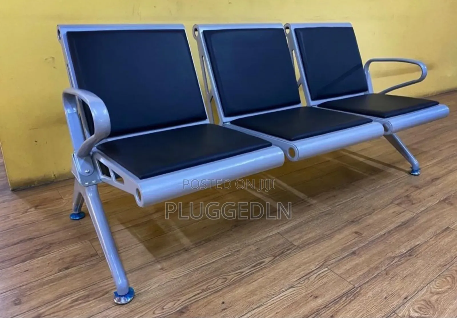 Heavy Duty 3 Seater Padded Link Chair