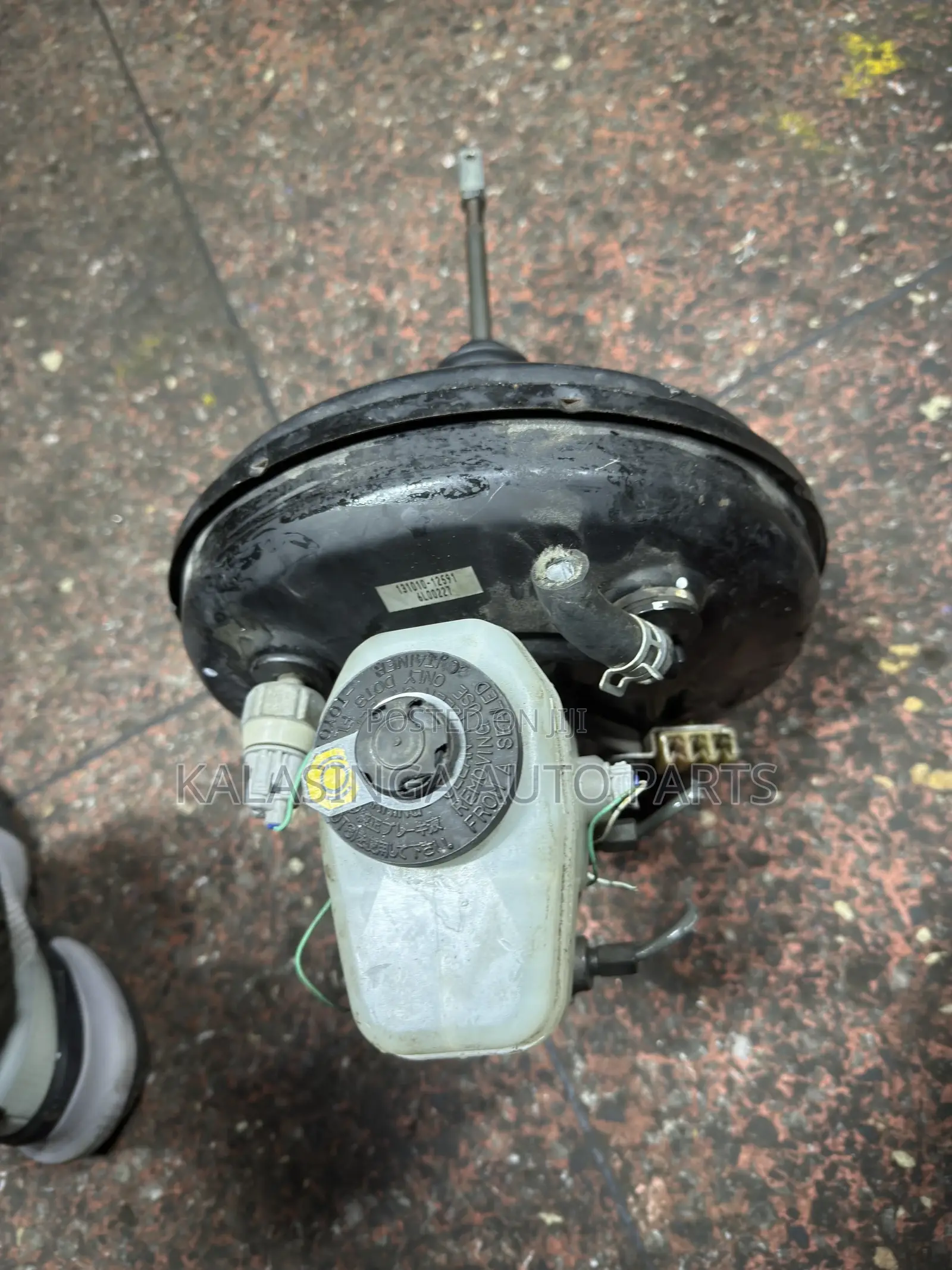 Prado 120 Brake Booster and Master