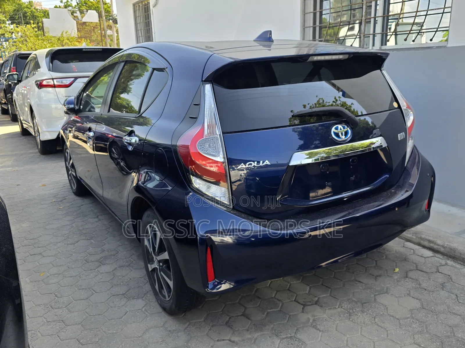 Toyota Aqua 2019 Blue
