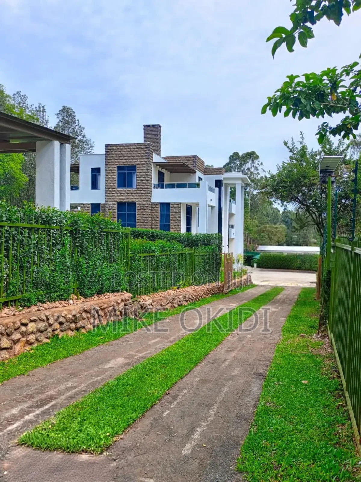6bdrm Mansion in Karen for rent