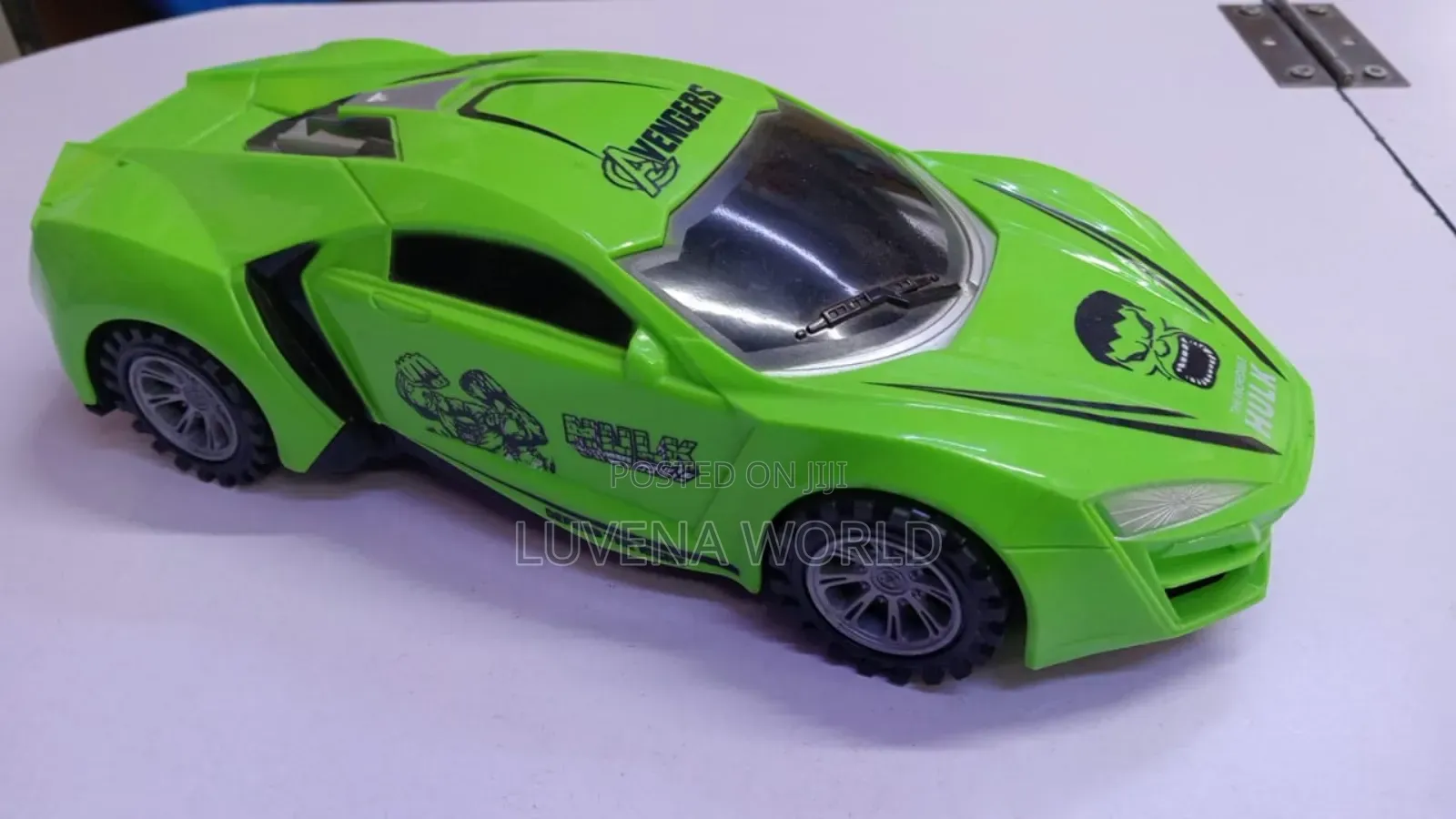 Yengers Green Car