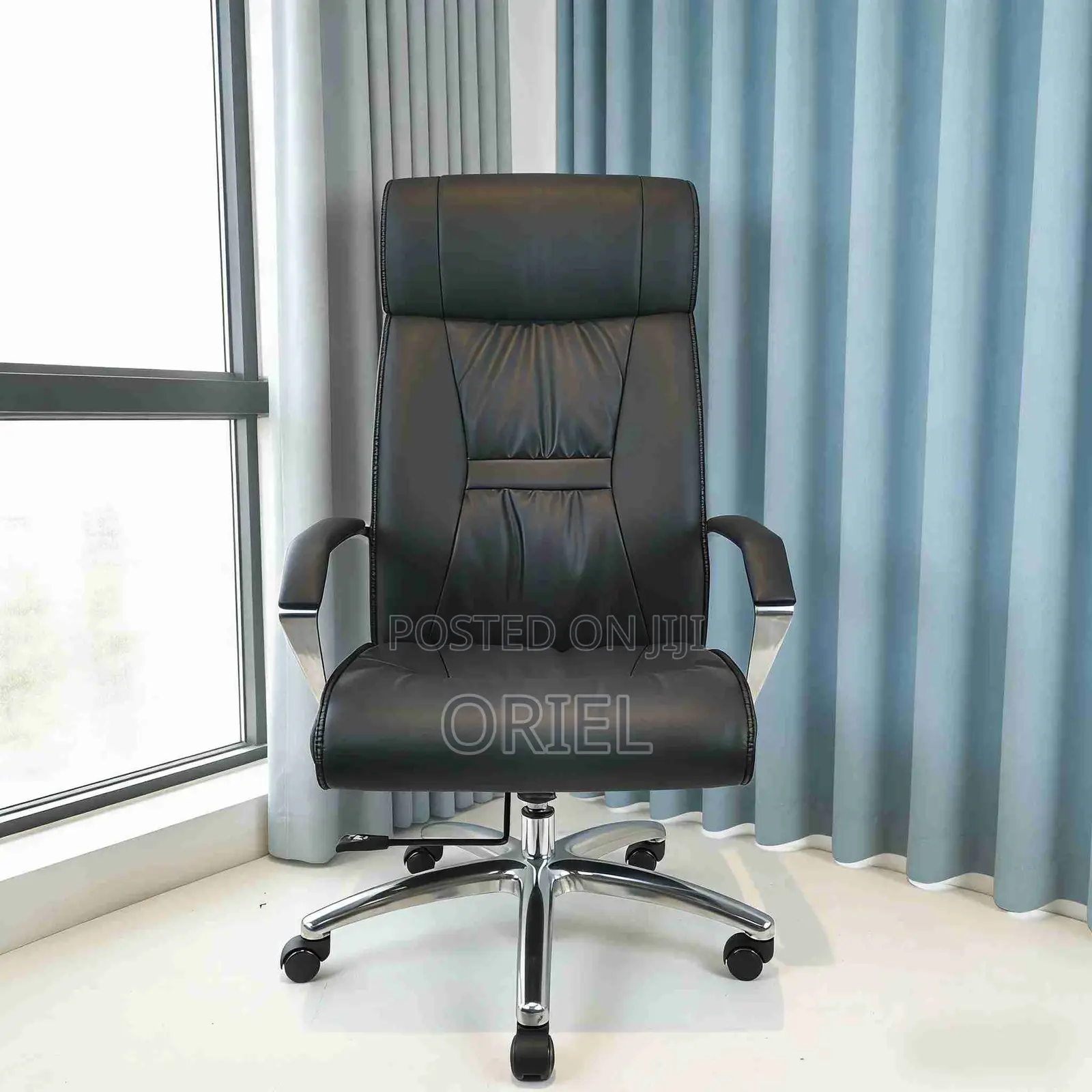 Office Chair : Executive High-Back Senior Staff Office Chair