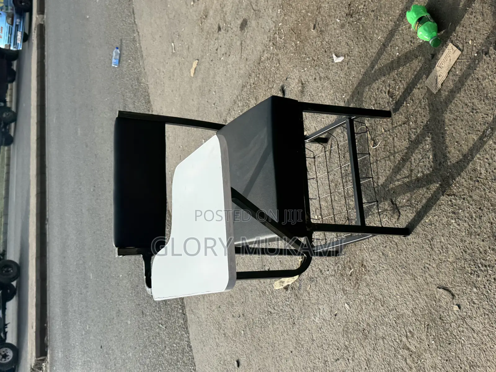 Lecturer Arm Chair College