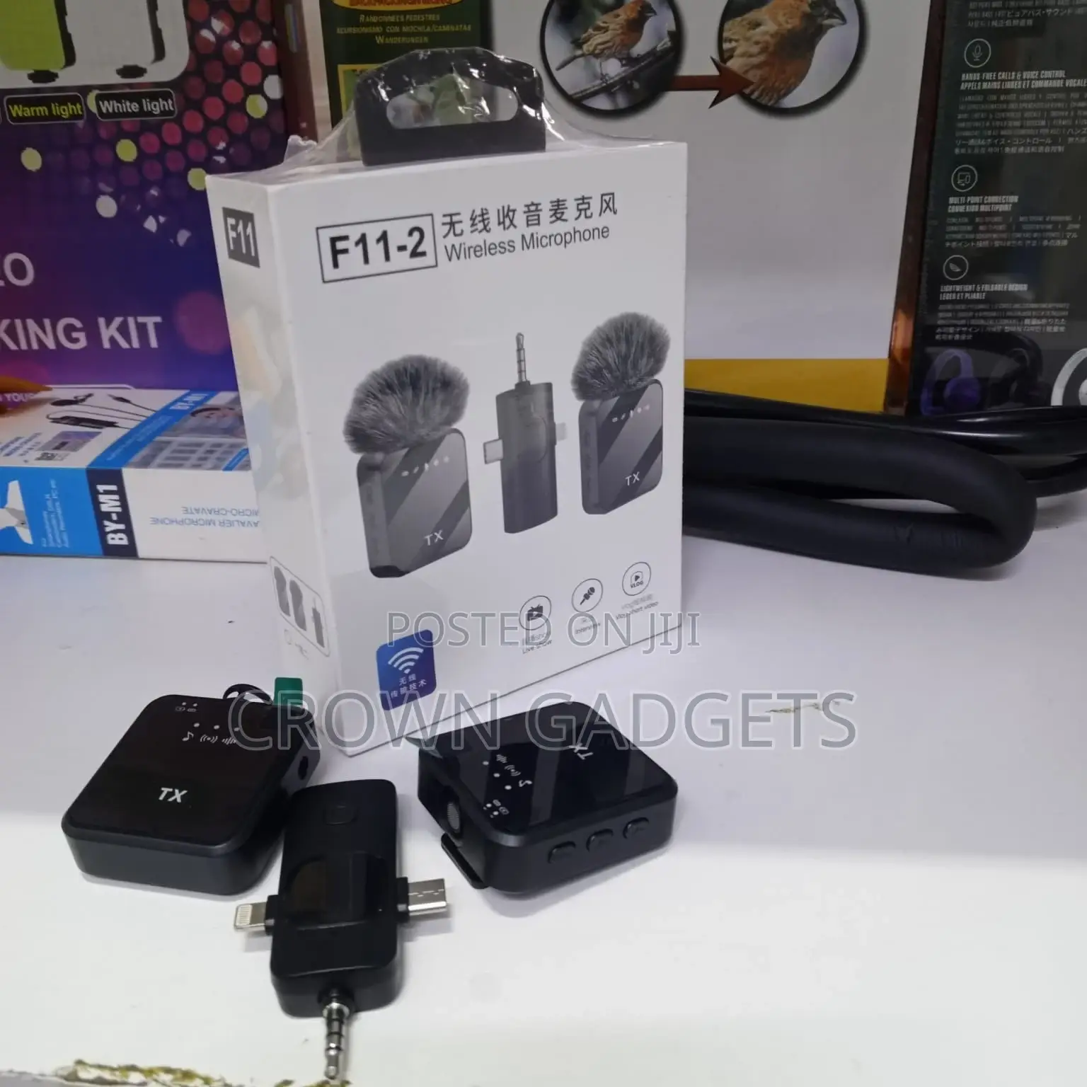F11-2 Clip-on Wireless Mic System With Noise Reduction