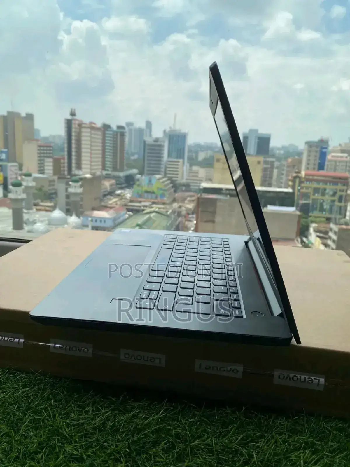 New Laptop Lenovo V330 8GB Intel Core i5 SSD 256GB