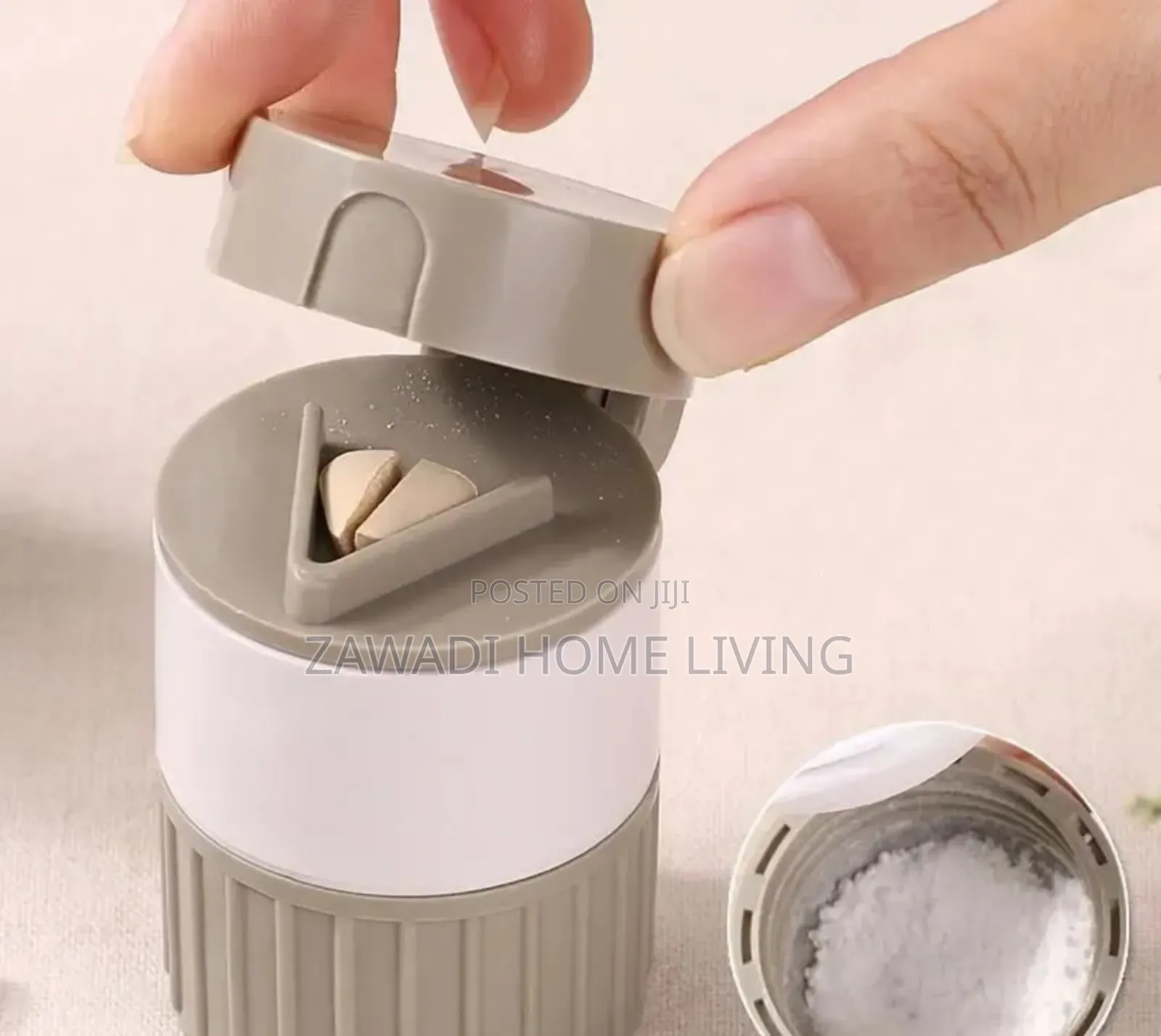 4 in 1 Pill Cutter