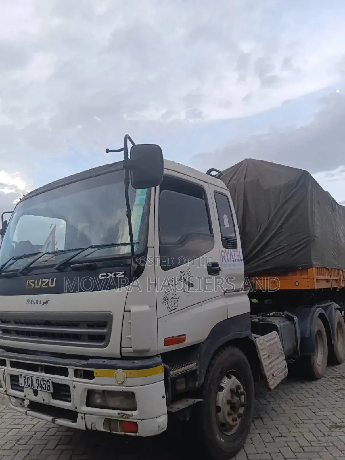 Trailers for Goods Delivery and Logistics Are Accessible