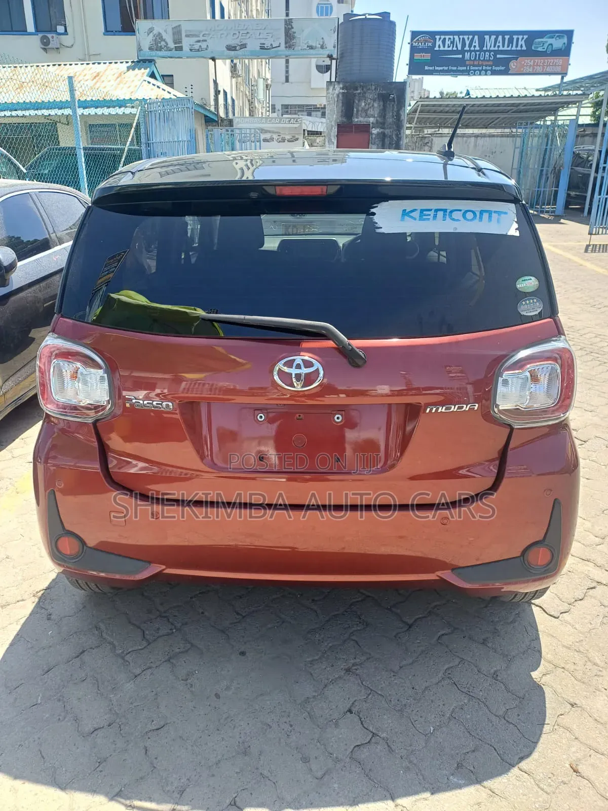 Toyota Passo 2019 Maroon