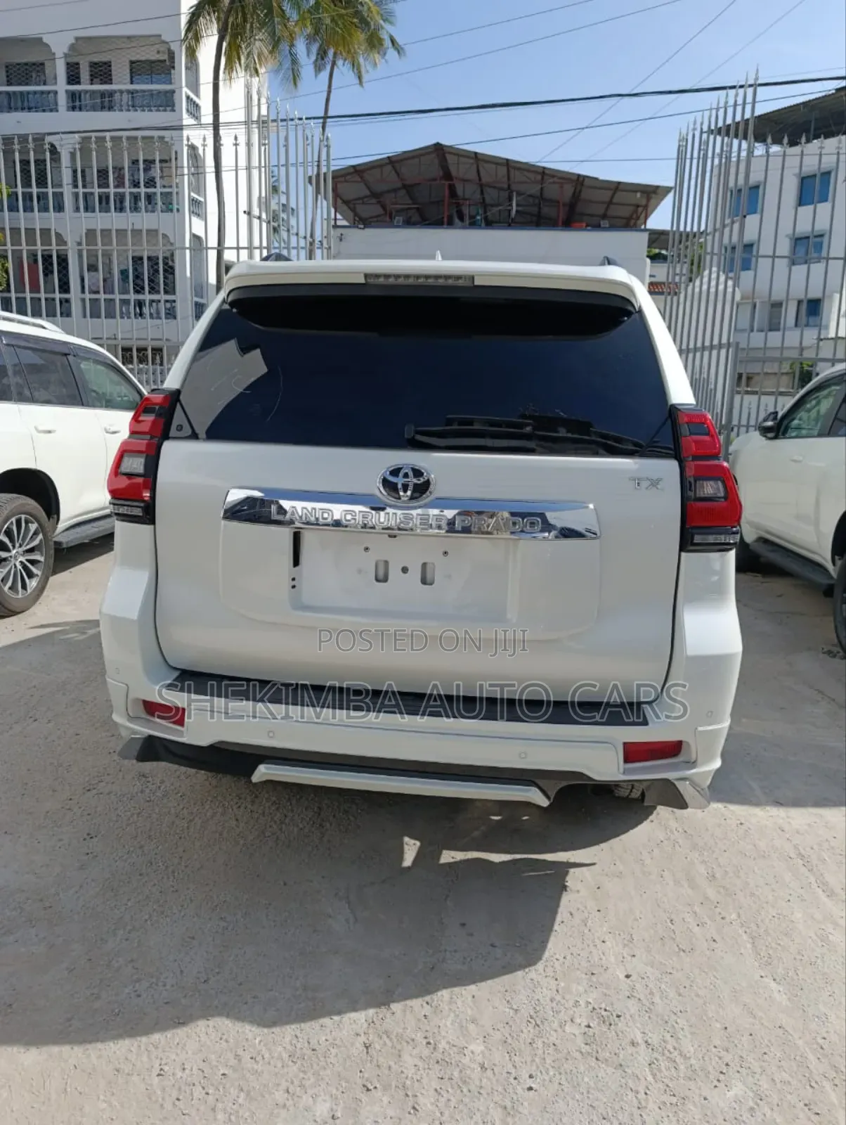 Toyota Land Cruiser Prado 2.8 2019 White