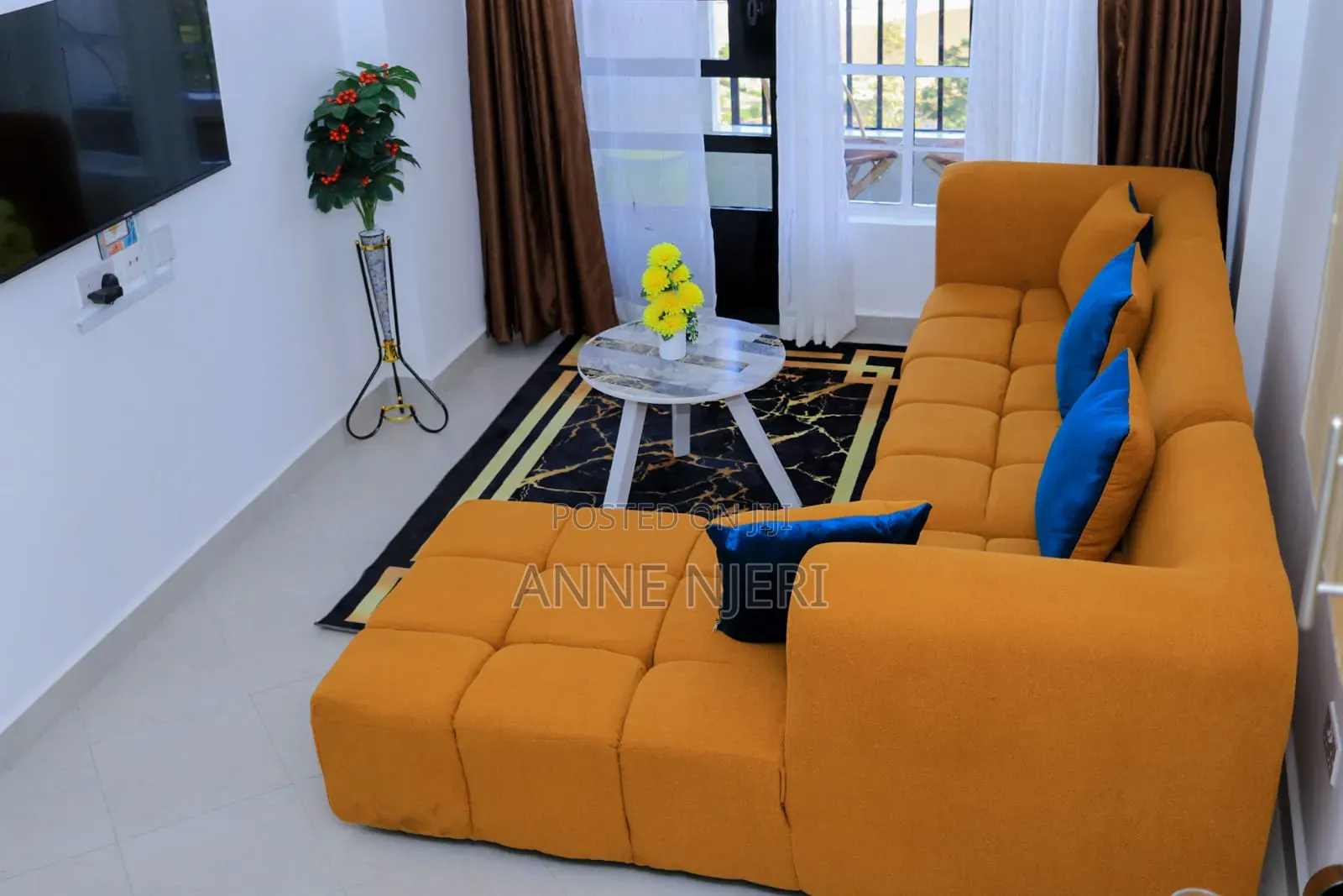 Studio Available in Parklands at 4500 Per Day