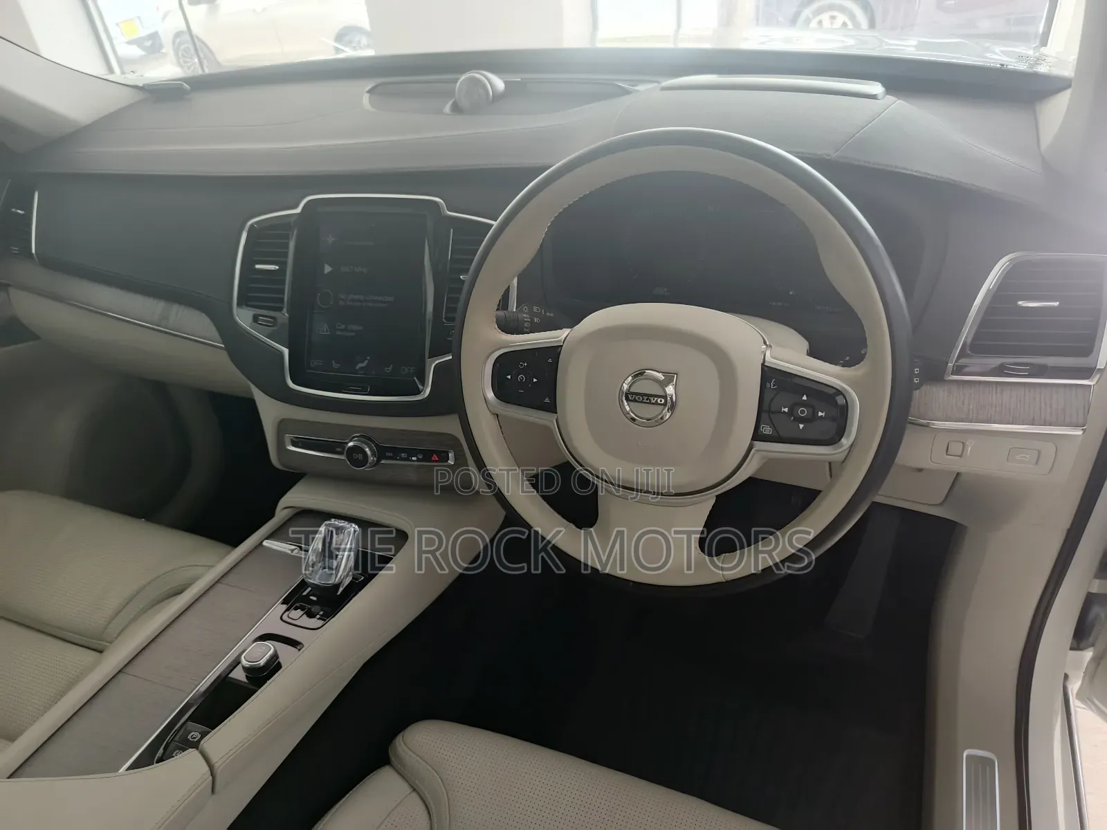 Volvo XC90 2019 White