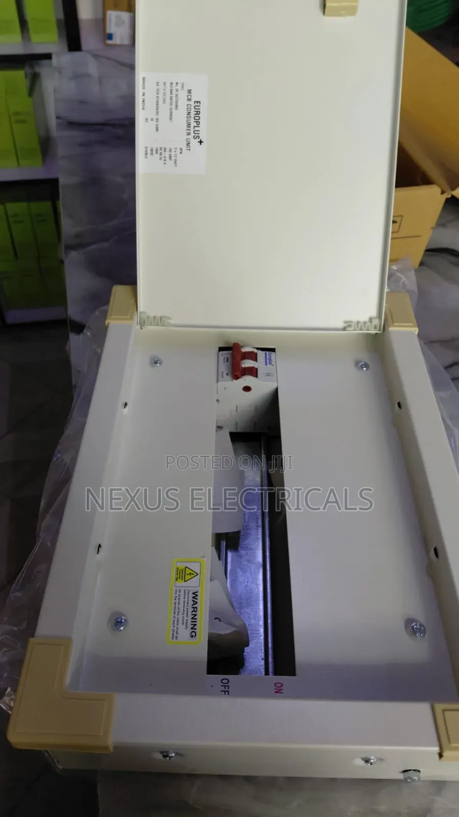Consumer Unit 12way