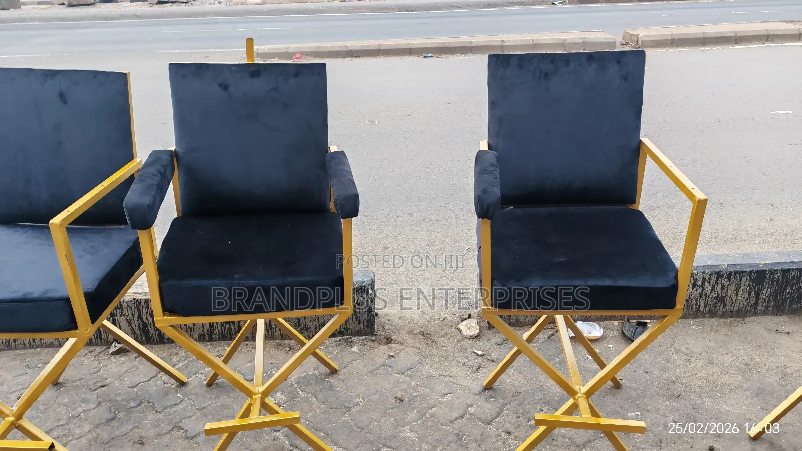 Black Make Up Chair