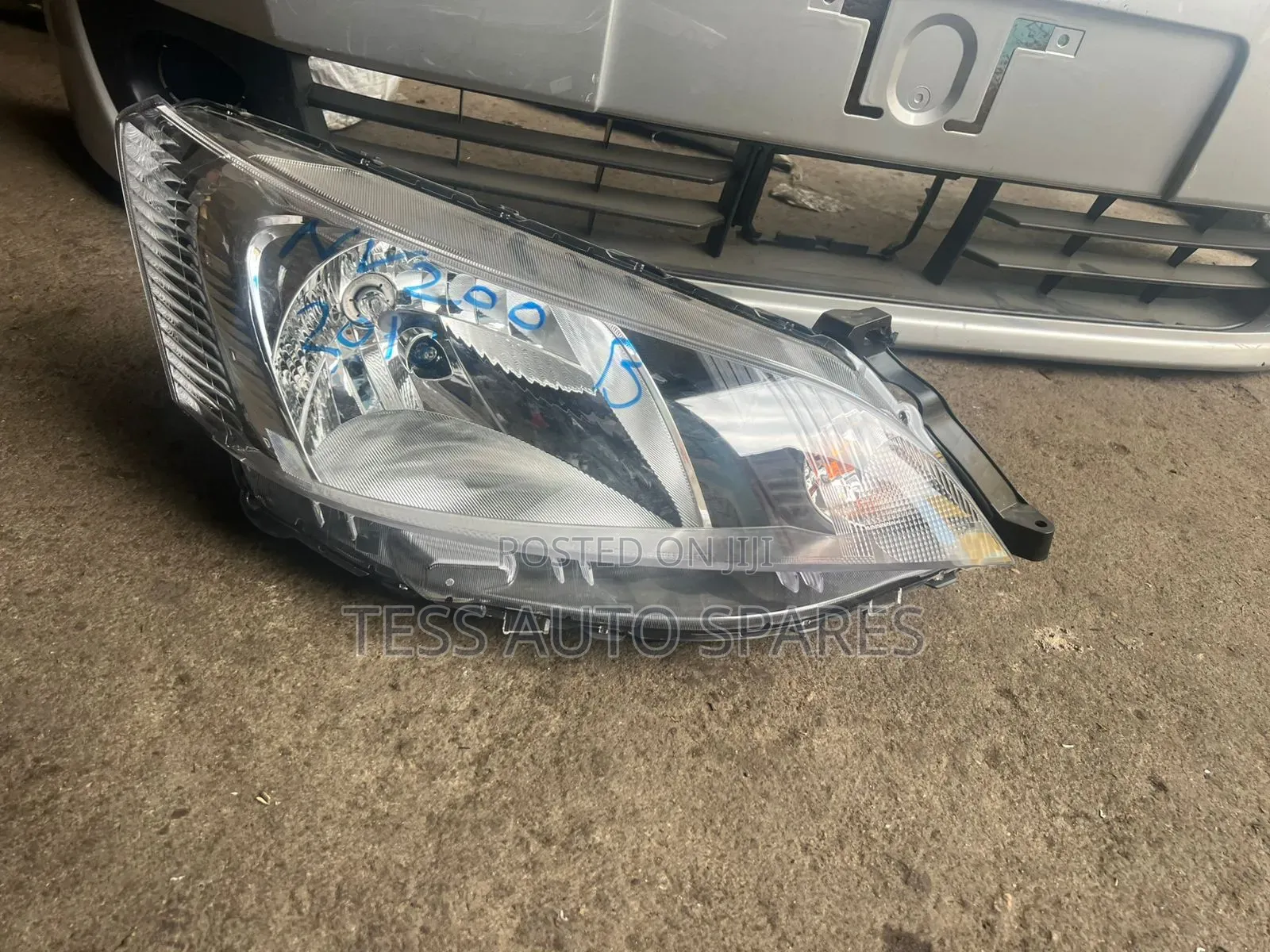Nissan Nv200 Headlight
